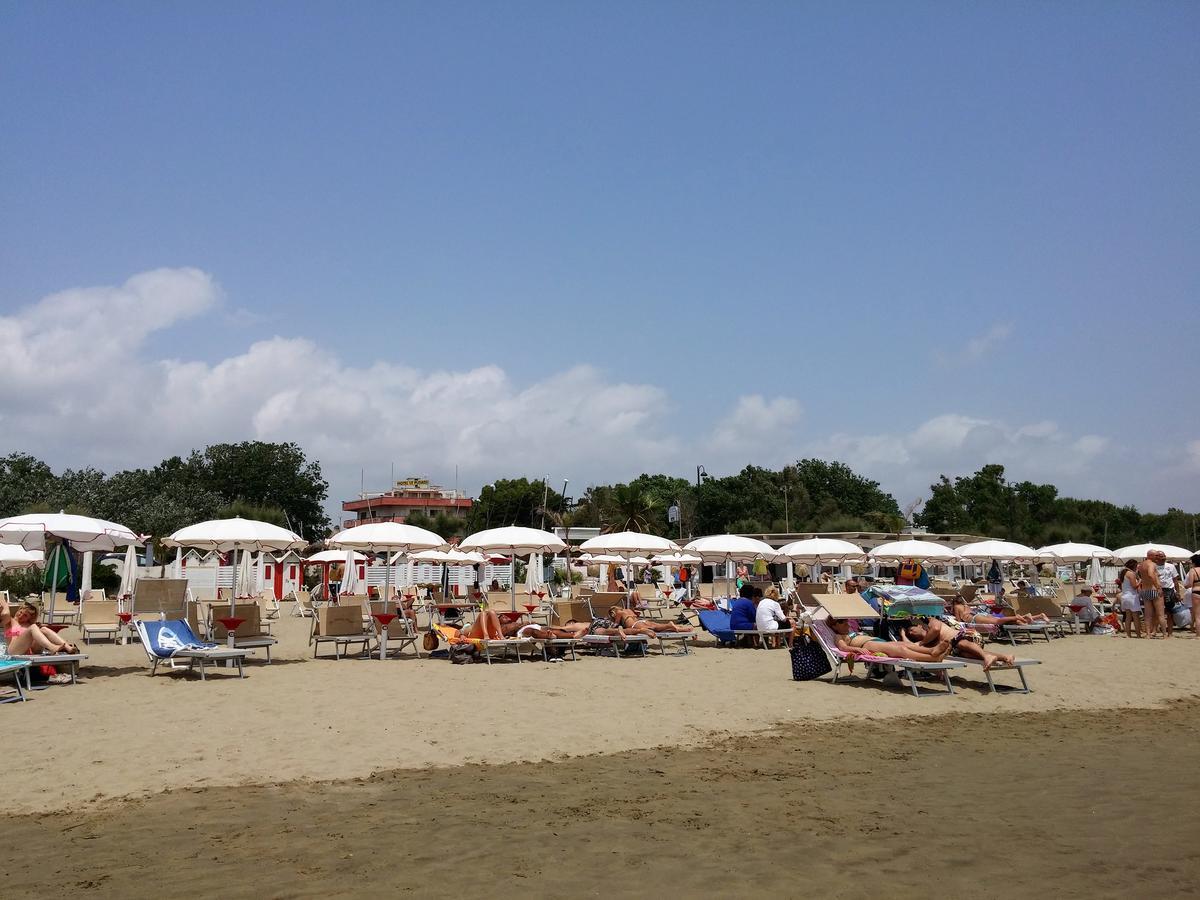 Hotel Le Pleiadi San Felice Circeo Buitenkant foto
