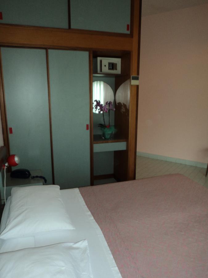 Hotel Le Pleiadi San Felice Circeo Buitenkant foto