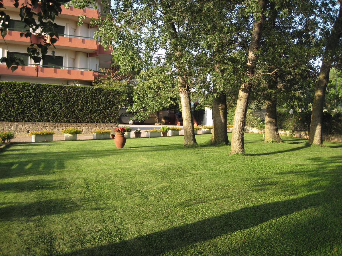 Hotel Le Pleiadi San Felice Circeo Buitenkant foto