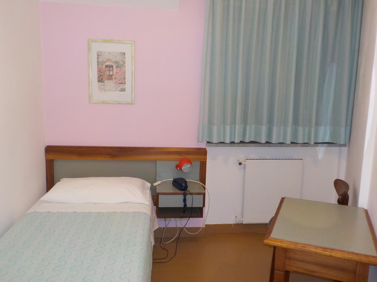 Hotel Le Pleiadi San Felice Circeo Buitenkant foto