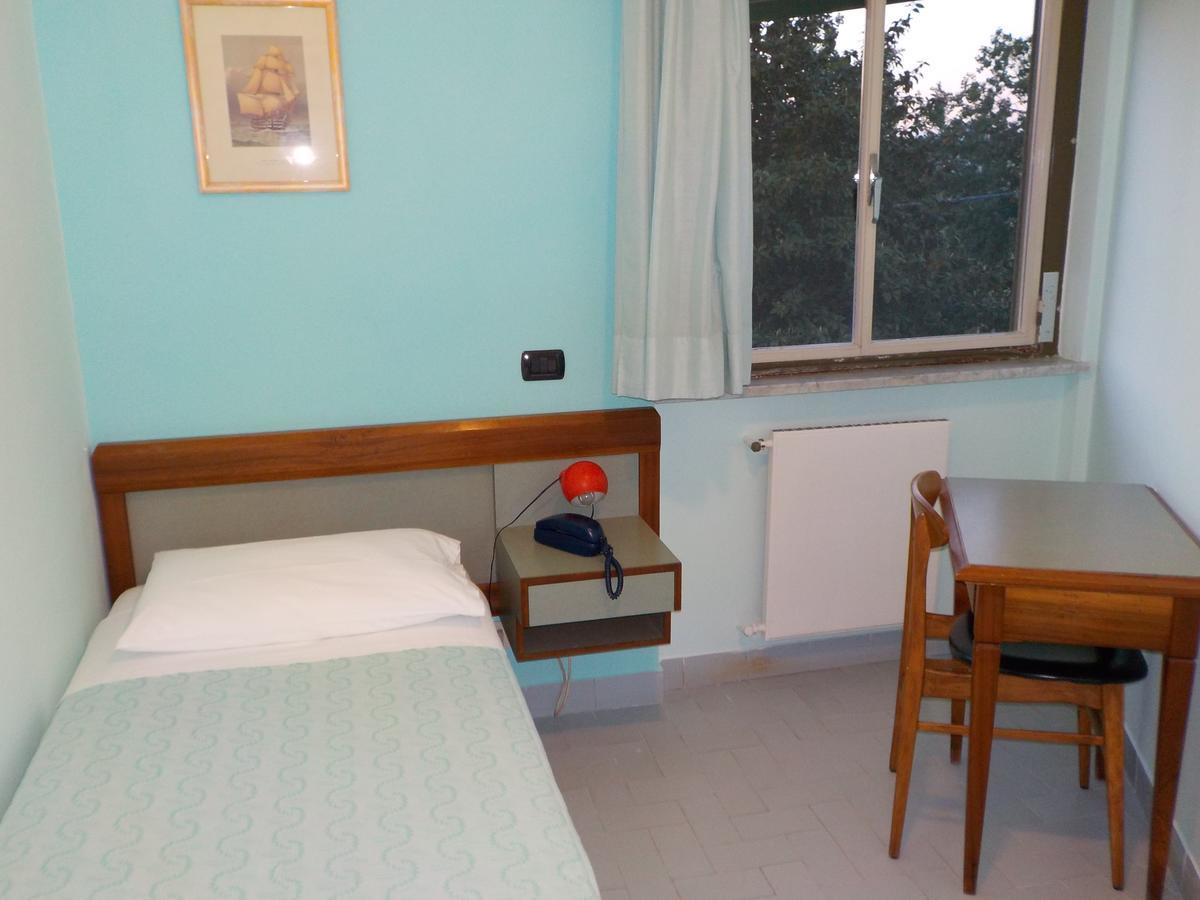 Hotel Le Pleiadi San Felice Circeo Buitenkant foto