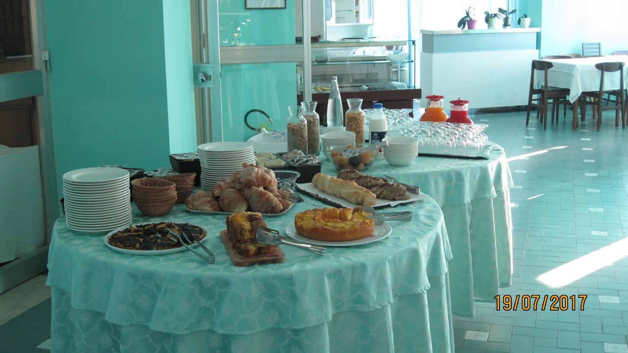 Hotel Le Pleiadi San Felice Circeo Buitenkant foto